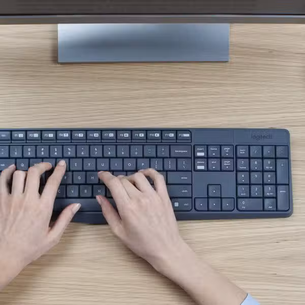 MK235 Wireless Keyboard and Mouse (ESP) 920-007901