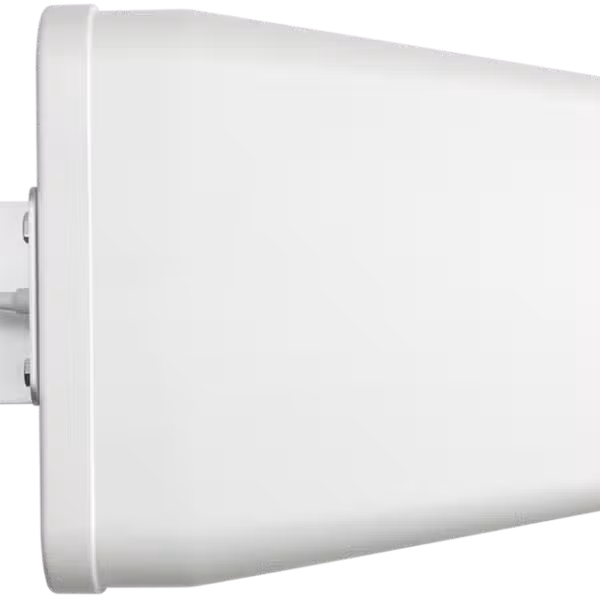 Vista de la antena direccional exterior WilsonPro 314411 incluida en el kit 462075, aislada sobre fondo blanco.